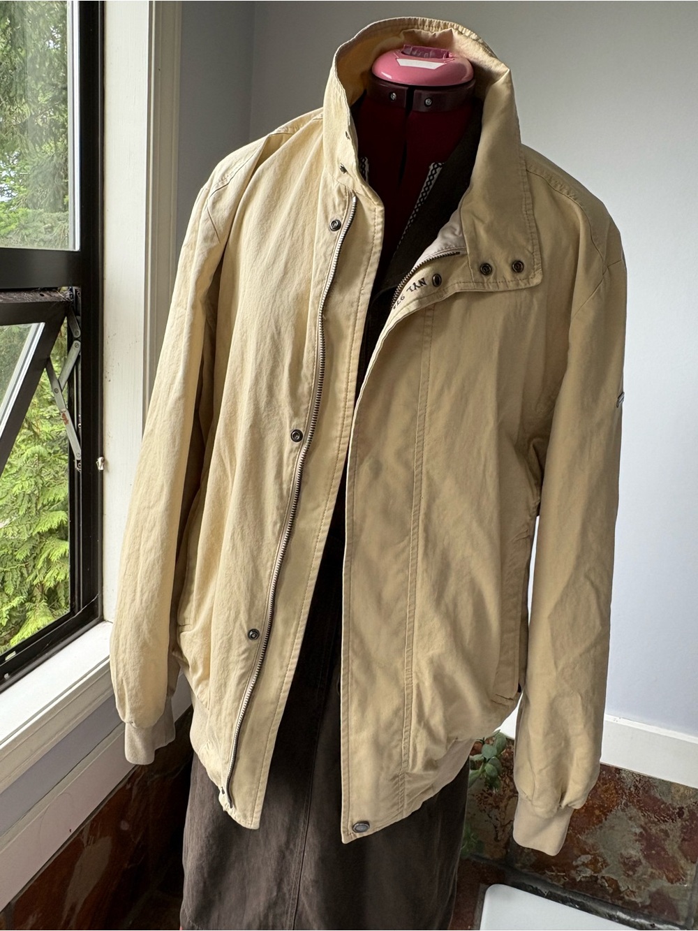 Men's Lightweight Beige Zip-Front Shirt Jacket